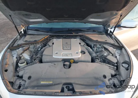 2015 Infiniti Q50 Premium z USA, uszkodzony, nr VIN JN1BV7AP9FM346860